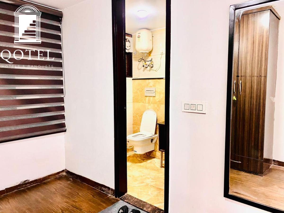 Qotel Hotel Rajouri Garden Above Ritu Marbles, Near Rajouri Garden Metro Station-Couple Friendly Nueva Delhi Exterior foto